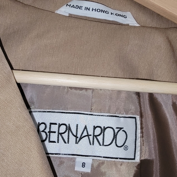 Bernardo size 8 tan trench coat button up polyester long coat - Picture 8 of 11